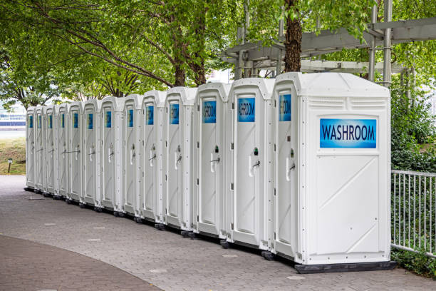 Best Portable restroom trailer rental  in Bull Valley, IL